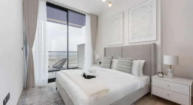 Lovely Apartment in Binghatti Corner That Sleeps 4