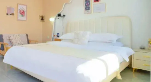 Люкс Yining Liubai Village Homestay