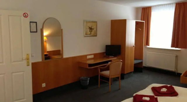 Hotel & Restaurant Jägerstuben, Réserver Hôtel Ritterhude Basse-Saxe