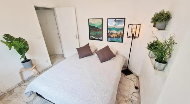 GregBnb-com - T2 Pleine Ville - CLIMATISE - BALCON - 1