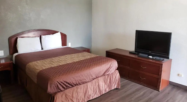 Номер Standard Classic Inn and Suites