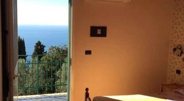 Agriturismo S.Ilario, Забронировать Отель Отели Нерви с бассейном, Бассейн