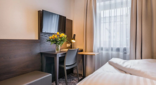 Одноместный номер Economy Signature Hotel Astoria