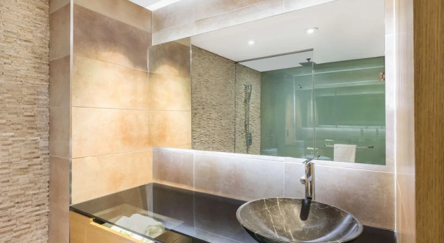 Двухместный номер Deluxe Ramada Plaza by Wyndham Prince George