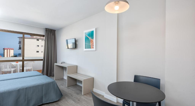 Студия Veramar Aparthotel