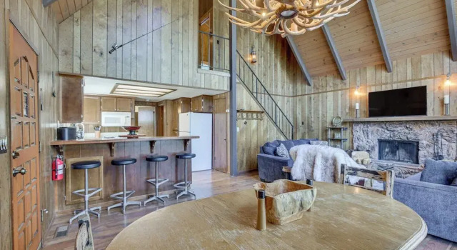 Chic Lake Arrowhead Retreat: 4 Seasons of Fun!