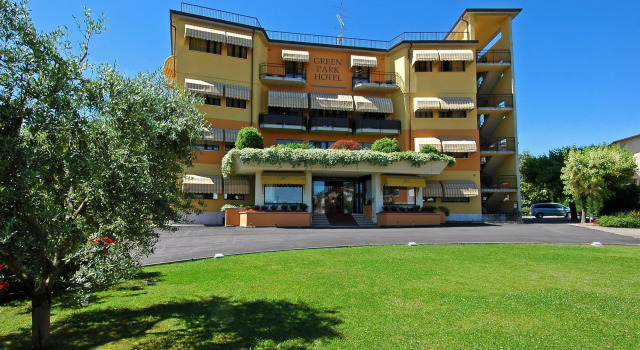 Green Park Hotel