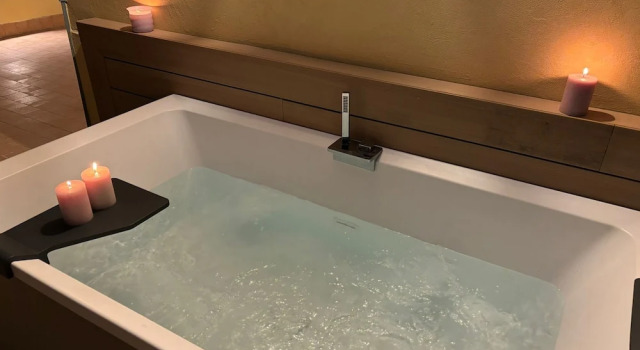Luxus Vierer Zimmer mit Stadtblick Daca luxury rooms