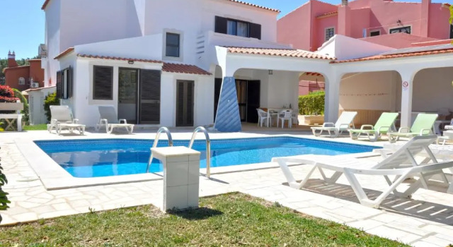 Вилла A Fantastic Place for Families, Hilton Hotel are and close to amenities