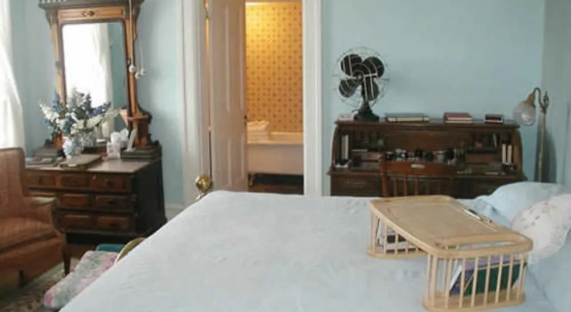 Herzog Mansion, Book Hotel Hermann Missouri