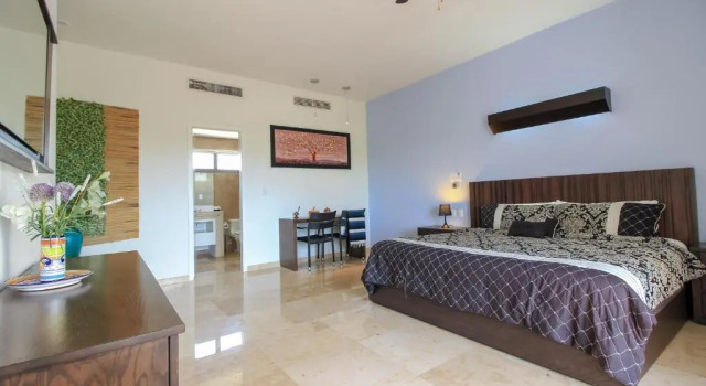 Exceptional 2Story Penthouse with Hot Tub and Rooftop Terrace in Bahia Principe, Prenota Appartamento Hotel a Quintana Roo con parcheggio, Parcheggio
