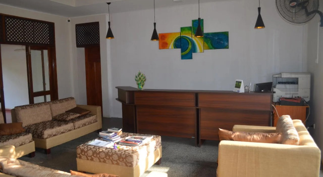Dayanithi Guest House