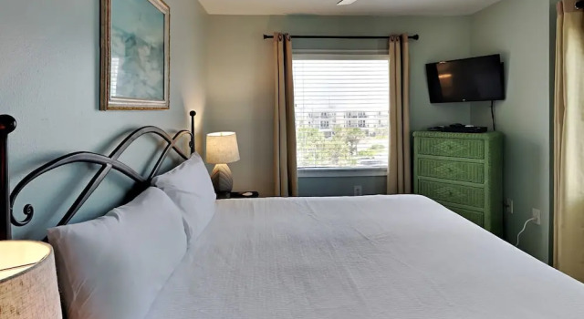 Clearwater by Southern Vacation Rentals, Забронировать Отель Галф-Шорс Alabama Gulf, рядом с Парк аттракционов Waterville USA