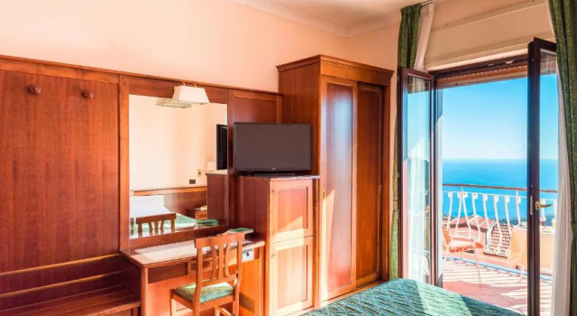 Hotel Montana