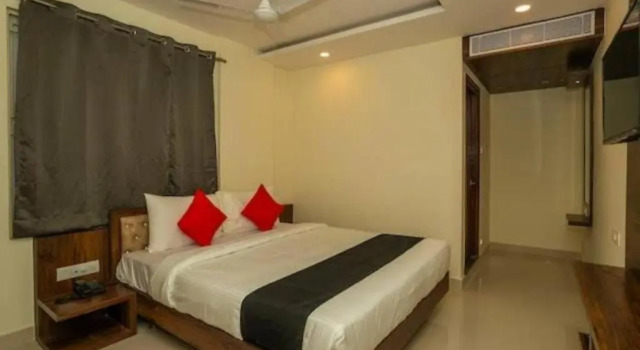 Silicon City Hotel