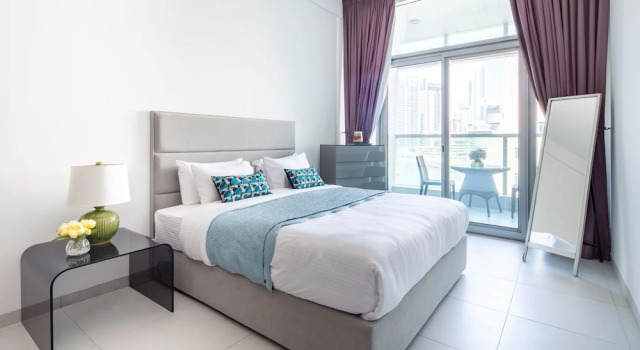 Vibrant & Ultramodern 1BR Apartment - Dubai Marina, Забронировать Апартаменты/квартира Апартаменты Эмирата Дубая, рядом с Dubai Marina Yacht Club, Апартаменты/квартира