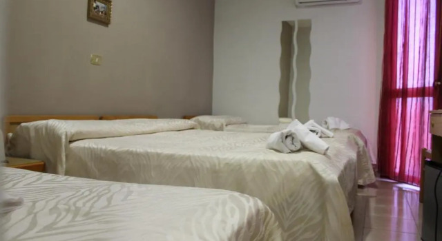 Четырёхместный номер Standard Hotel Santuario Pompei