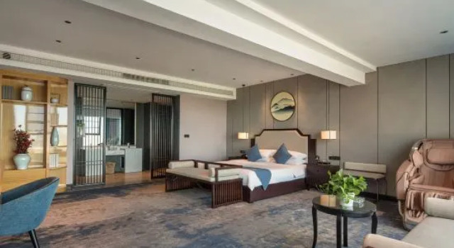 Люкс Deluxe Yuanrong Hotel