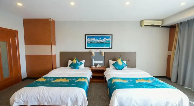 Двухместный номер Standard V Hotel & Event Hall