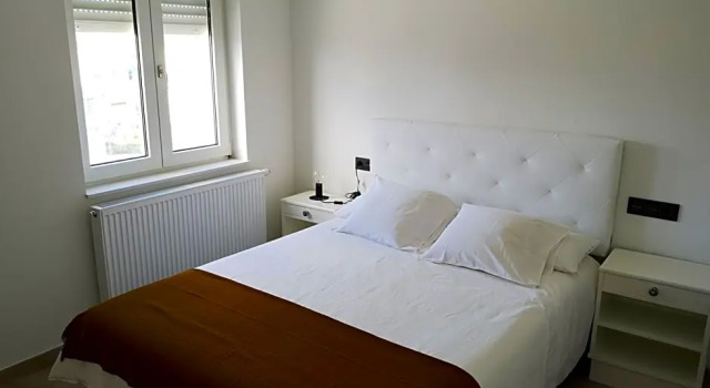 Seijo, Rezerwuj Hotel  