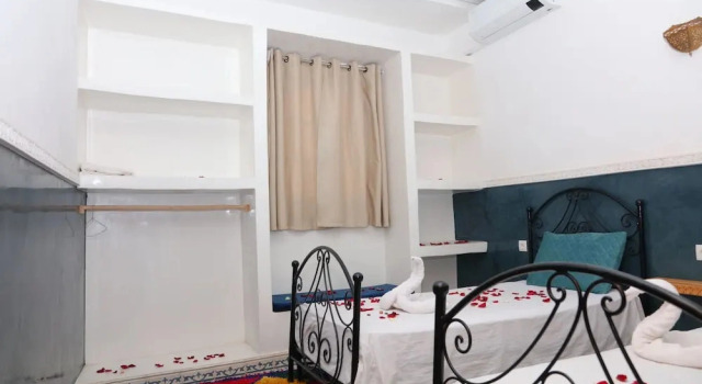 Riad Seven Doors