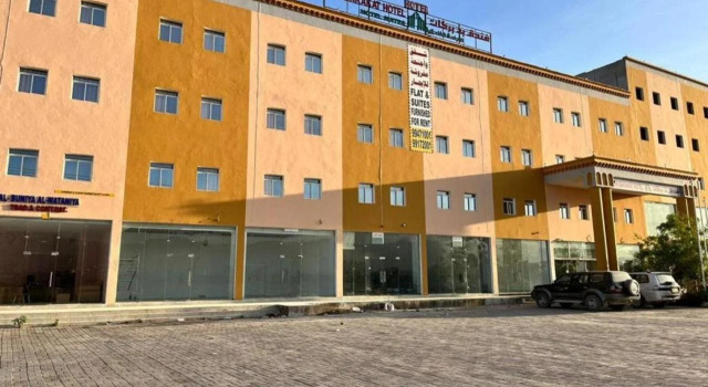 Super OYO 148 Bin Barakat Hotel, Rezerwuj Hotel Hotele w Salala z parkingiem, Parking
