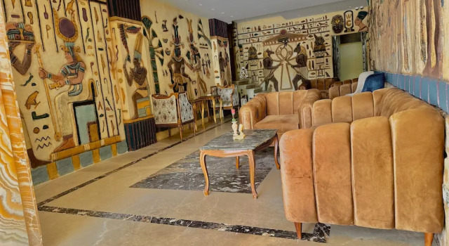 Cheristo pyramids view inn, Book Hotel Hotels in Cairo Governorate with Parking, Parking