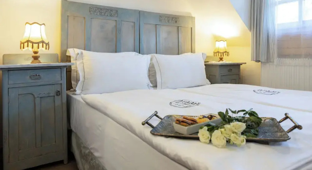 Двухместный номер Deluxe Nomad Hotel & Glamping