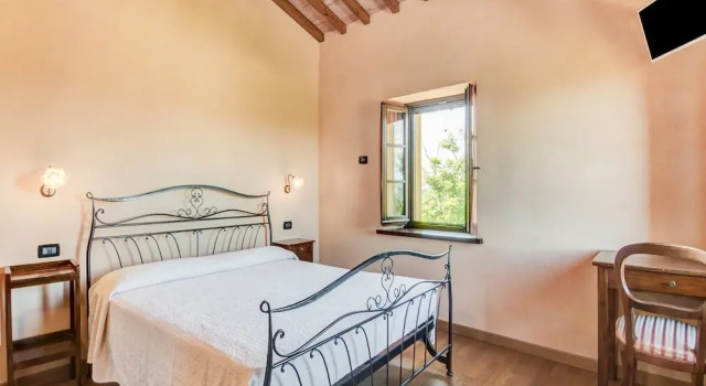 Holiday Home in Urbania With Hill Views, Rezervovat Hotel Urbania 