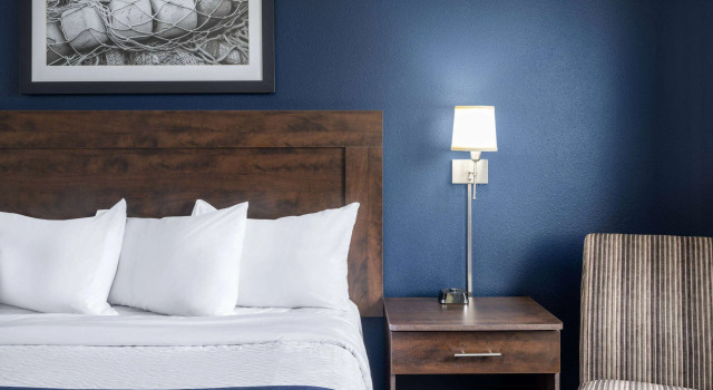Travelodge Suites by Wyndham Saint John, Забронировать Отель Отели River Valley с парковкой, Парковка