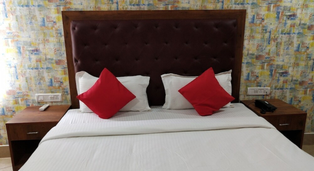 OYO 10394 Hotel Geo, Забронировать Отель Отели штата Карнатаки 3 звезды, 3*