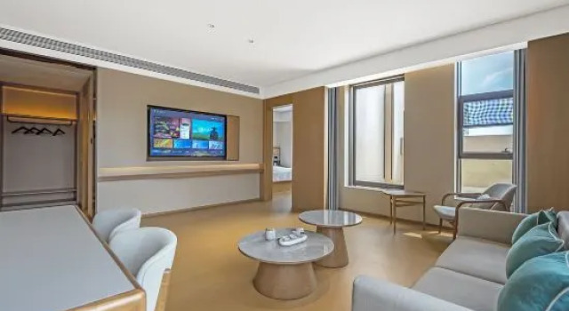 Люкс Deluxe JI Hotel (Chongqing West Railway Station)