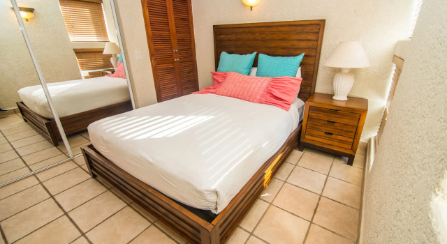 Mayan Princess Beach & Dive Resort, Book Ferieresort 4-stjernede hoteller i Roatan, 4*
