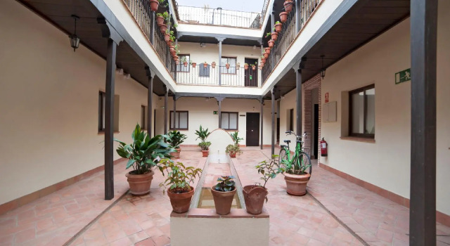 Patio de la Cartuja, Забронировать Отель Севилья провинция Севилья, рядом с La Torre de Don Fadrique