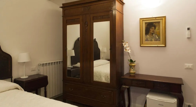 Demetra Rooms
