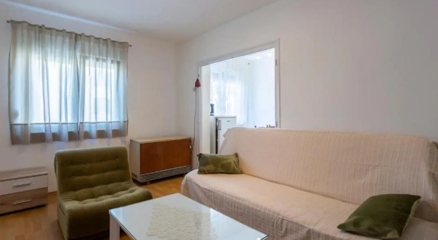 Апартаменты Apartment Anna with FREE private parking