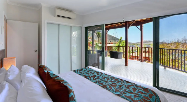 Вилла с 3 комнатами с балконом Casuarina Cove 1 on Hamilton Island by HamoRent