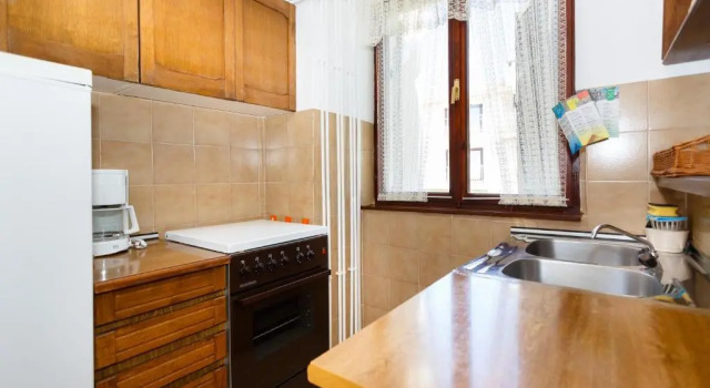 Galovic Apartments, Prenota Appartamento Hotel a Isole Quarnerine con parcheggio, Parcheggio
