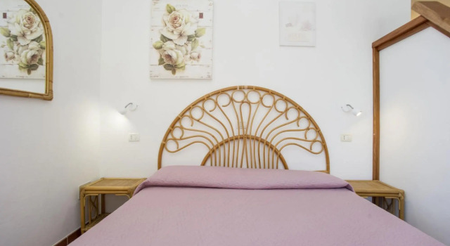 Apartment Studio Number 7 on the seafront of Morcone-MORCONE MONO N° 7