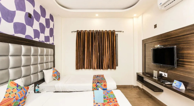 Двухместный номер Premium FabHotel De Sivalika - 500m from Belur Math