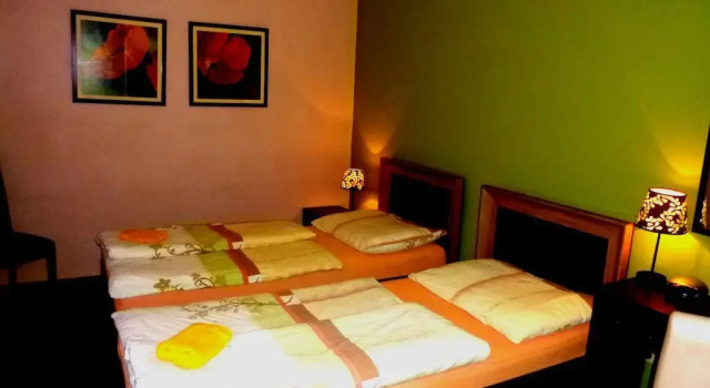 Hotel Garni Expo, Prenota Hotel Hotel a Banskobystrický kraj con parcheggio, Parcheggio
