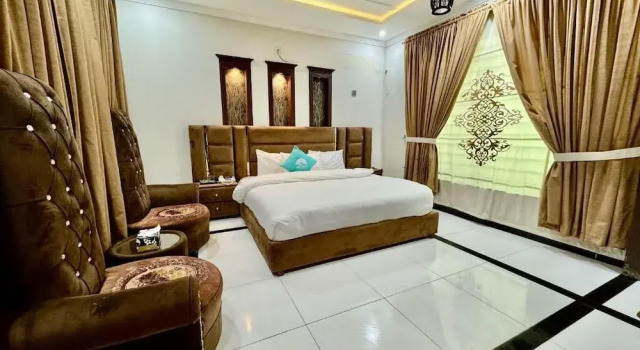 Sky Lodge Guest House