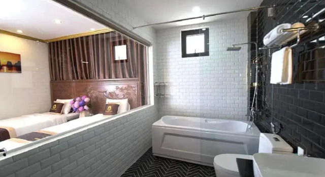Двухместный номер Standard с видом на город Golden Sea HaLong Hotel
