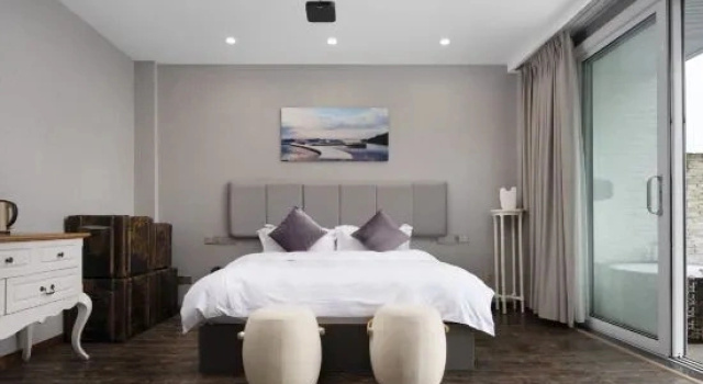 Семейный люкс с красивым видом из окна Yunfuli Cliff Hotel, Qili Pingye Luxury Hotel
