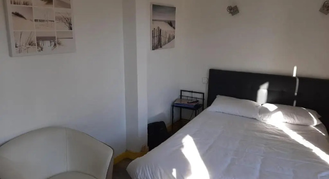 Трёхместный номер Standard Hôtel Les Beaux Arts- Limoges Hypercentre