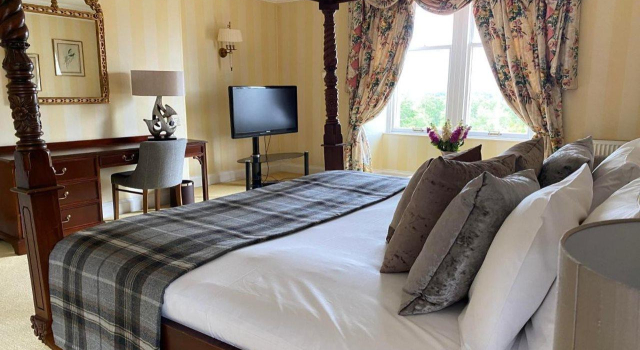 The Boat Country Inn & Restaurant, Забронировать Отель Бот-оф-Гартен Cairngorms