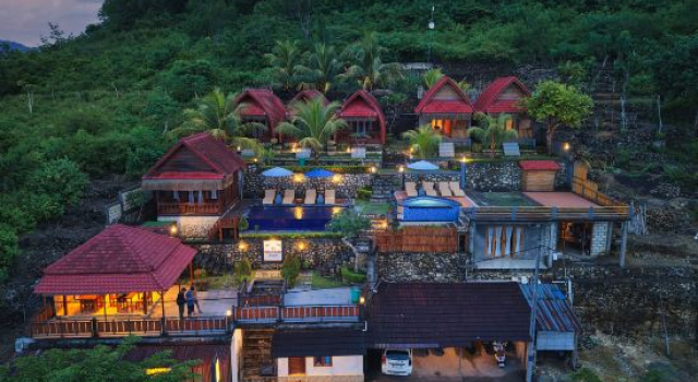 Sebuluh Sunset Hill