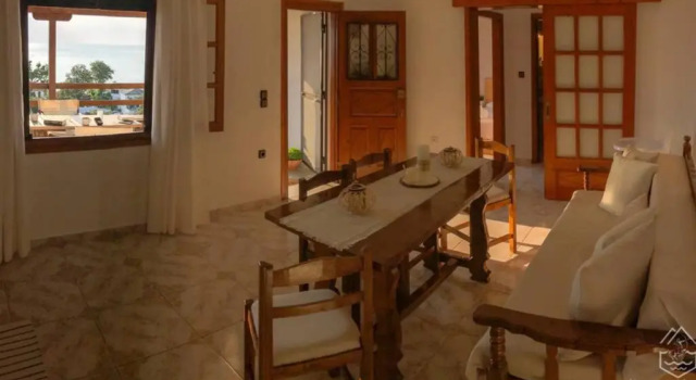 Olivia's Guest House, Book Guesthouse Chorefto 