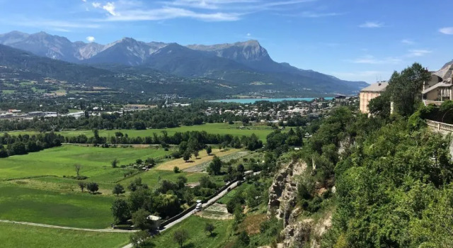 Апартаменты с 2 комнатами Embrun - Appartement 4/6 personnes avec extérieurs