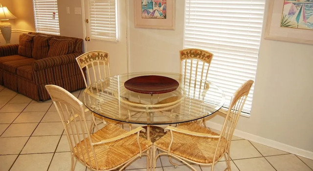 Beach Front 301 - Two Bedroom Condo, Boek Hotel Gulf Shores 